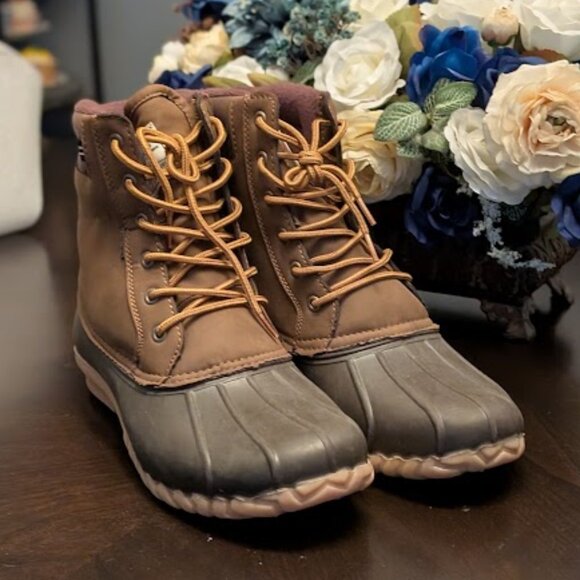 S7 NAUTICA Genuine Durable Duck Boots (NWOT) - Picture 2 of 9